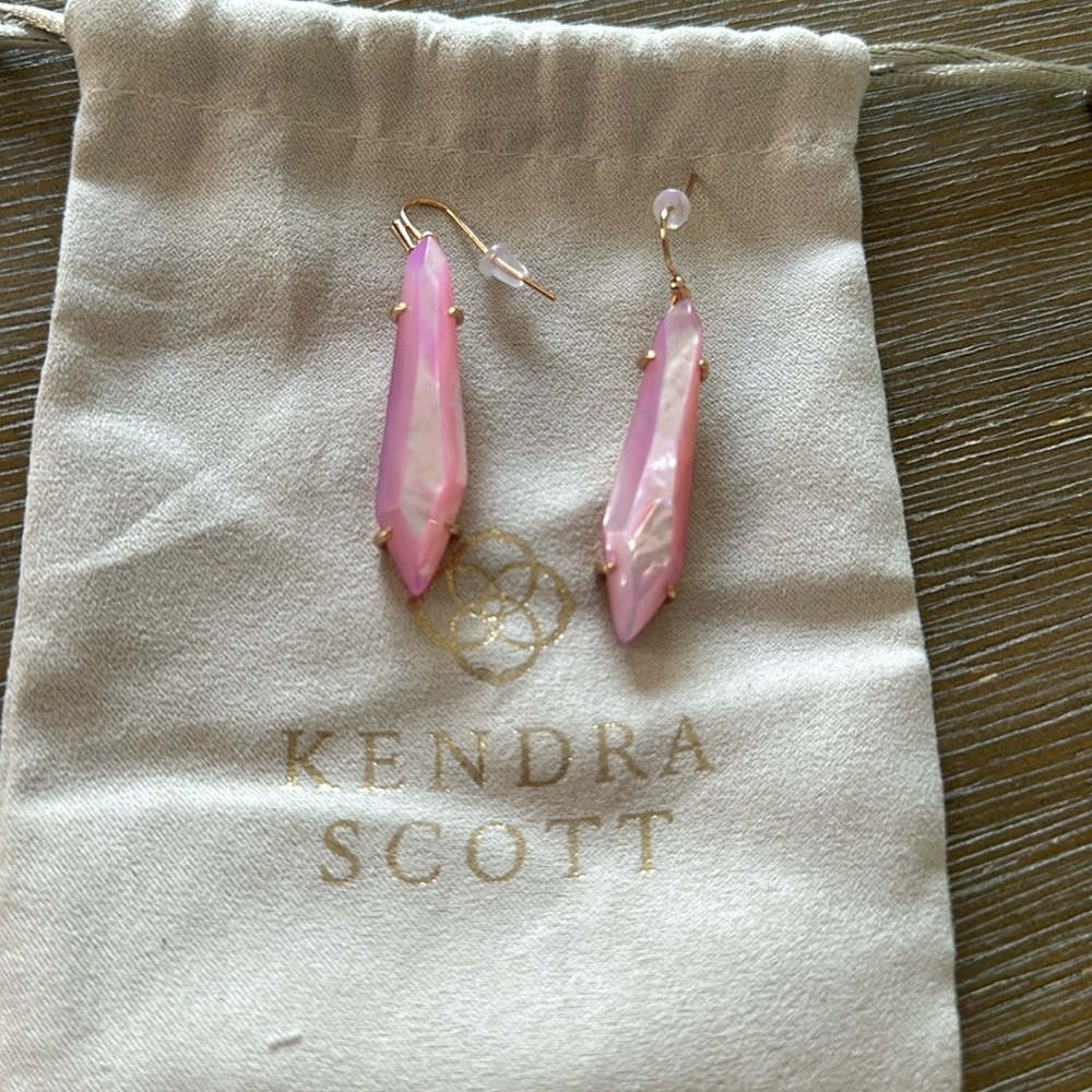 Kendra Scott Rose Gold drop earring